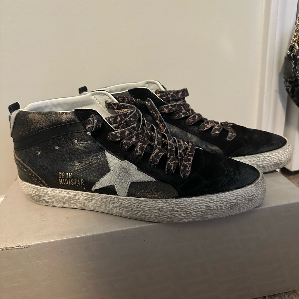 Golden goose